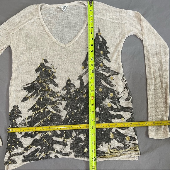 Bethany Mota Holiday Tree Knit Top Cream Long sleeves Size XS - Picture 15 of 16